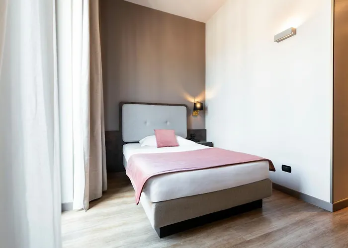 キング モキンバ ホテルズ