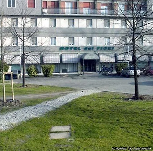 Dei Fiori Отель Милан