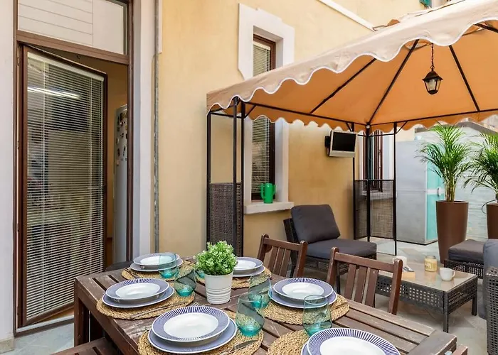 דירה Vela House