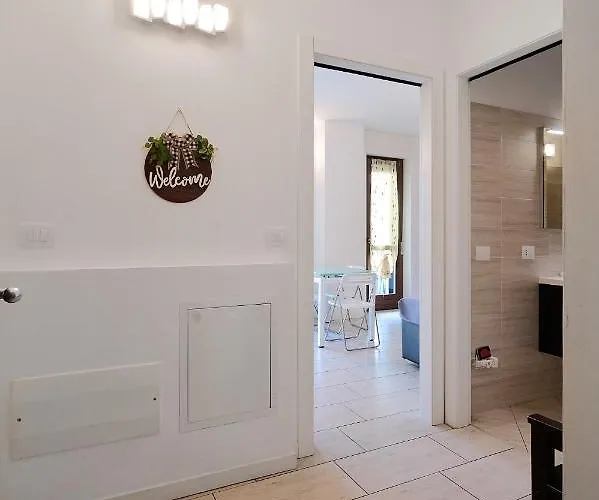 Xenia - New And Bright Urban Housing דירה