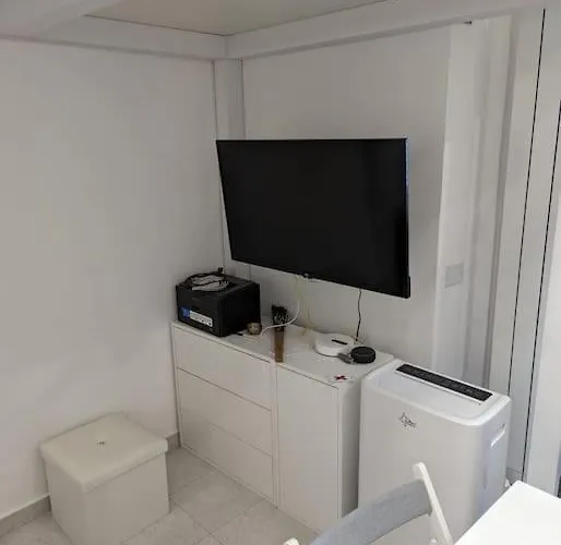 Cozy In מילאנו