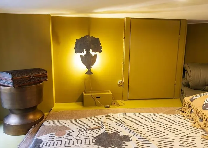 Luxury Bohemian With Private Garden In