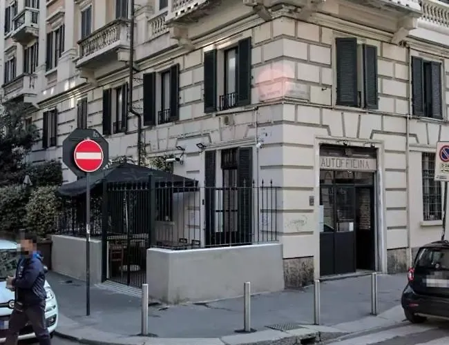 Luxury Bohemian With Private Garden In Milan