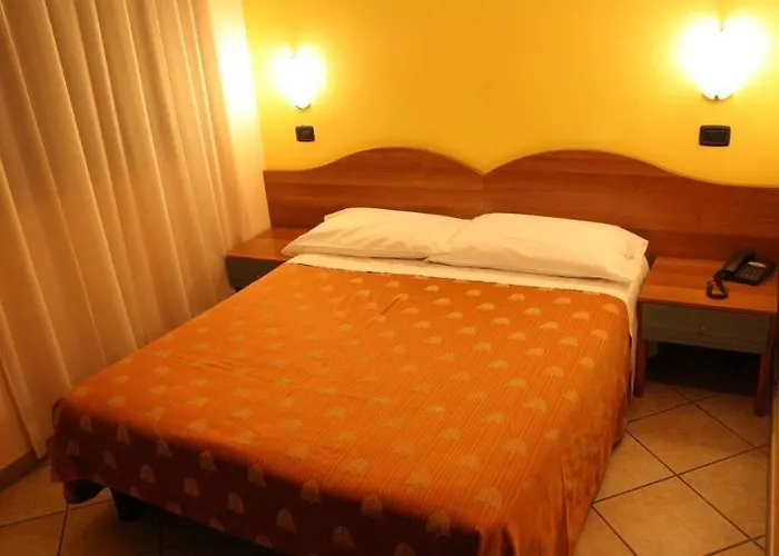 Ξενοδοχείο Sara