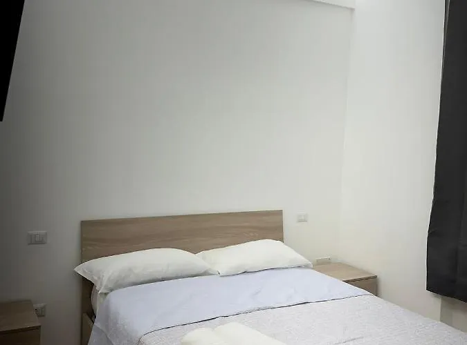 Apt. N. 5 * Milán