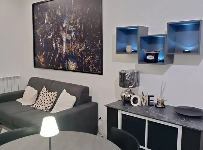 Pirelli 28 Tatil Evi Milano