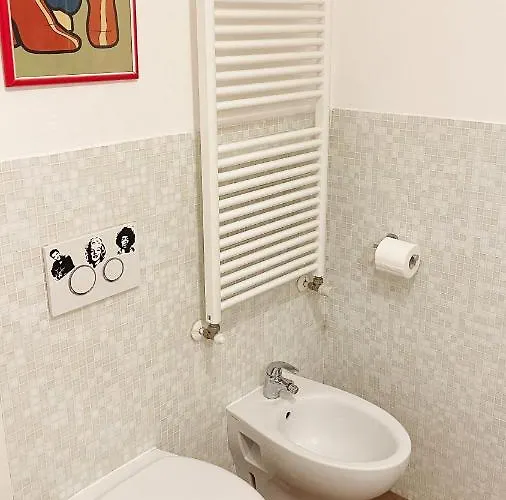 Lägenhet Accogliente Loft A 8 Min Dal Duomo *