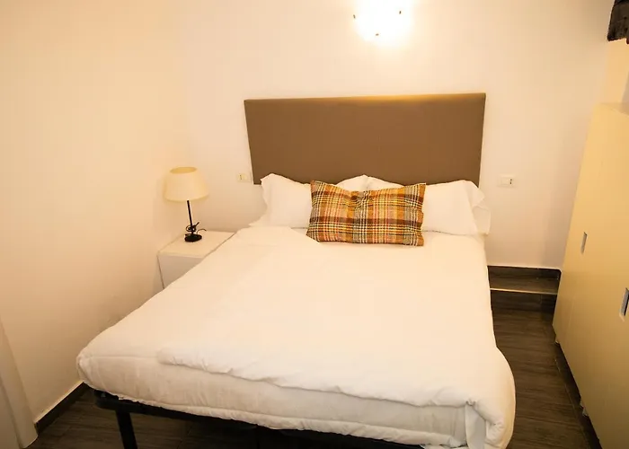 Hosting Dreams Attics - Duomo Appartement Milaan