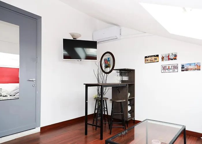 Hosting Dreams Attics - Duomo *