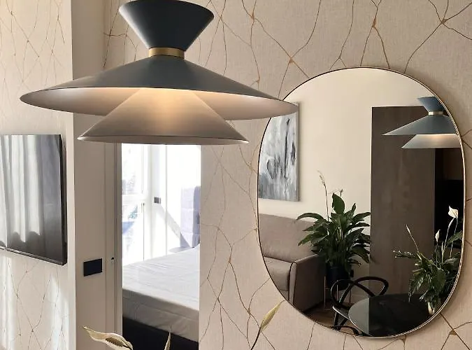 Yls Luxury Mediolan