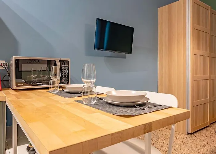 Guest Planet - Cozy Housing Porta Romana M3 Lägenhet Milano
