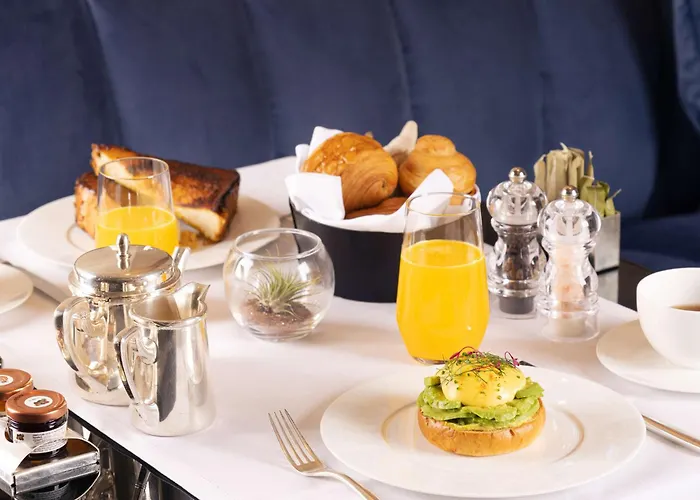 Park Hyatt 5*