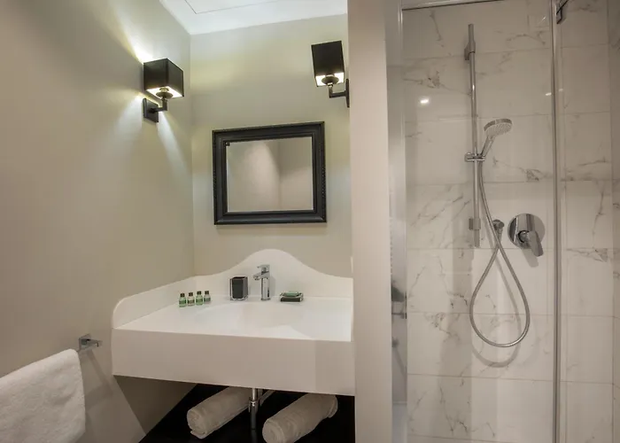 Daplace - Corso Monforte 4* Milaan