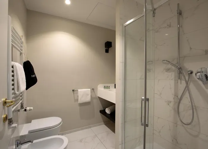 Daplace - Corso Monforte Gasthuis 4*