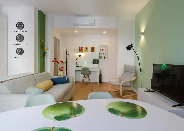 Vivimihome Fiordalisi A Pochi Passi Dalla Metro * Milaan