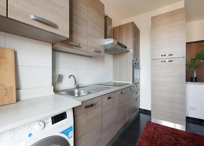 Apartman Guesthost - Corvetto M3 - Comfy With Balcony! Milánó