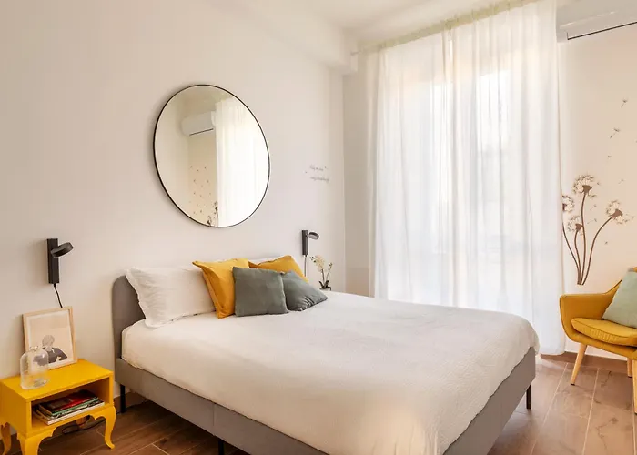 The House Of Dandelions - Duomo In 15min By Metro M3 Apartment *