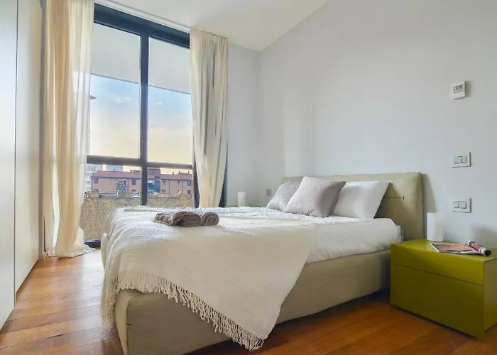 Apart Otel Bosco Verticale 4*