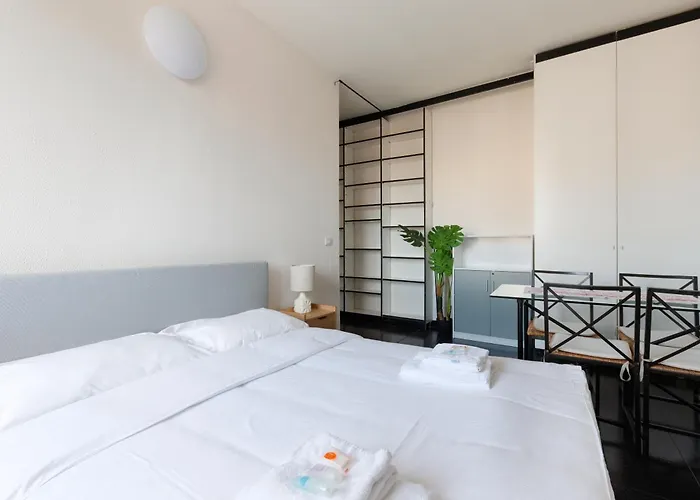 Guesthost - Corvetto M3 - Comfy With Balcony! Apartman Milánó
