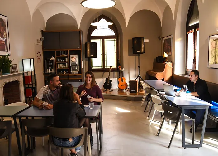 Vandrerhjem Babila & Bistrot *