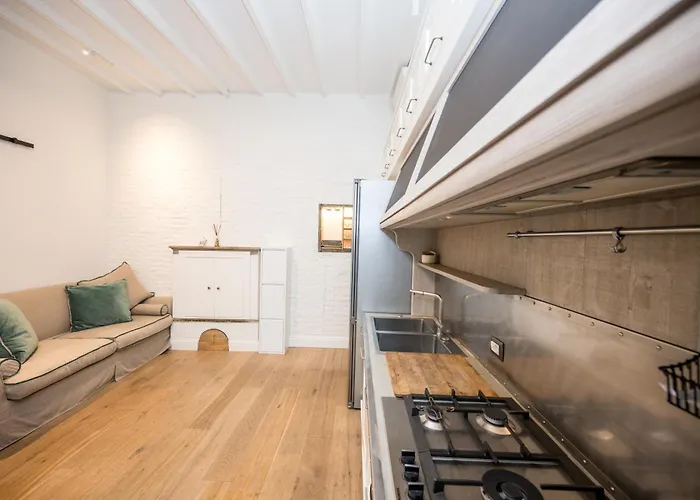 Shortmi Borsieri 公寓 *