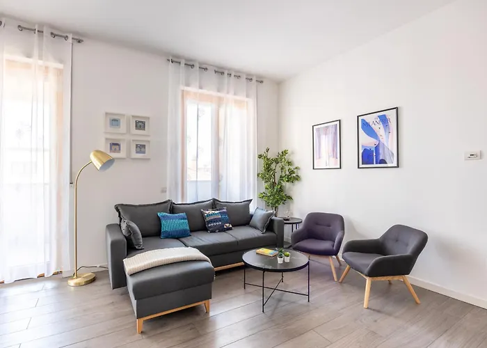 Bocconi's Nest - Close To Duomo With Terrace Apartamento