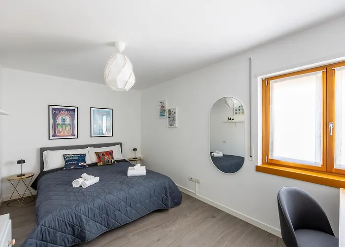 Apartamento Bocconi's Nest - Close To Duomo With Terrace Milão