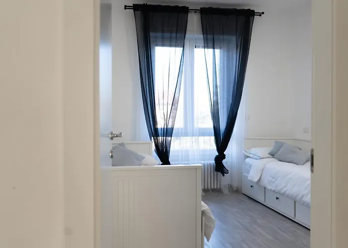 10min Rhofiera & Sansiro - 5min Metro - Ac - Freeparking Apartmán *