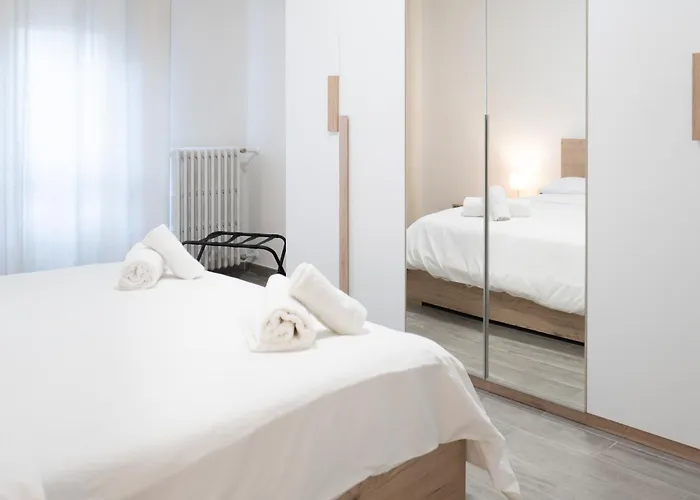 Apartmán 10min Rhofiera & Sansiro - 5min Metro - Ac - Freeparking *