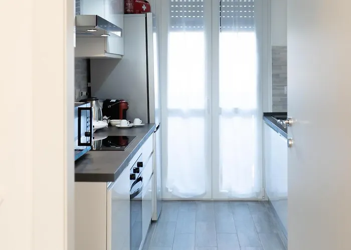 Apartmán 10min Rhofiera & Sansiro - 5min Metro - Ac - Freeparking