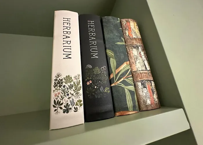 Апартаменты Flowers, A Cozy In Милан
