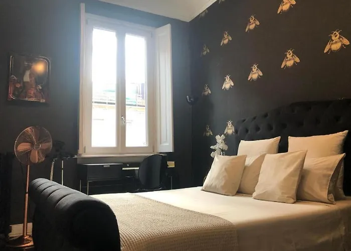 Lippi 42 Single Room's In With Garden Hotel *