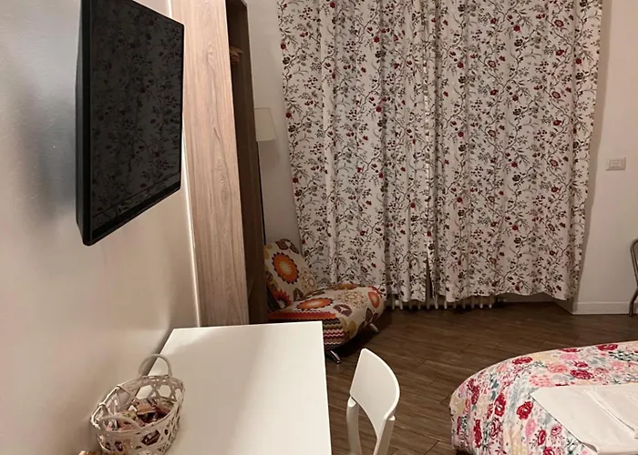 Via Fontana 4*