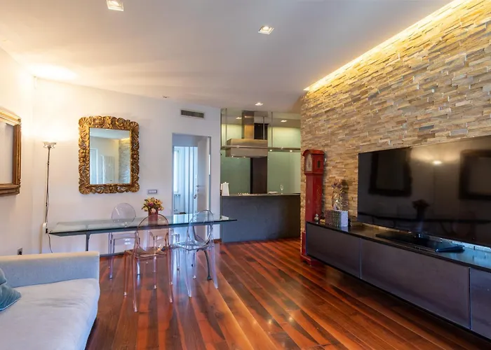 Lägenhet Porta Venezia- Design Apartment, 2-bedrooms, Netflix, Wifi Milano