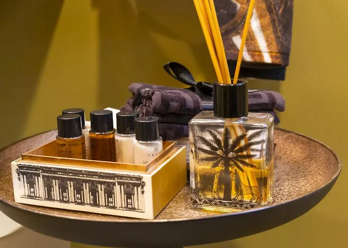 Luxury Bohemian With Private Garden In Milan