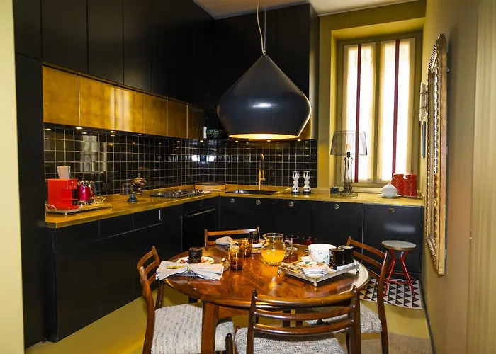 Luxury Bohemian With Private Garden In *