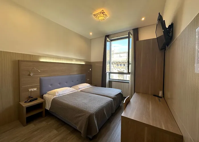 Midway Hotel