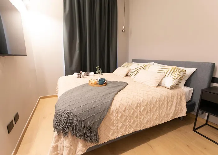 Apartament Ihost Luxury -free Parking- Plana 6 Mediolan