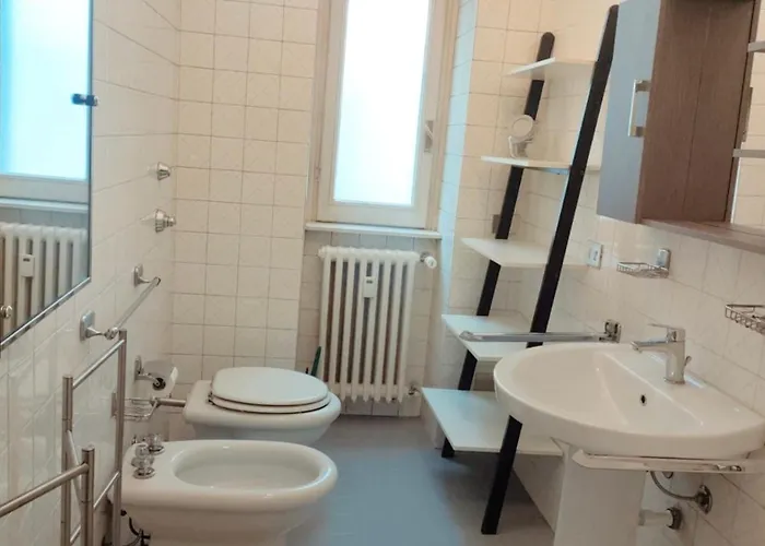 3 Minutes On Foot From Duomo! Big Apartament With 3 Bedrooms And Balcony Apartamento *