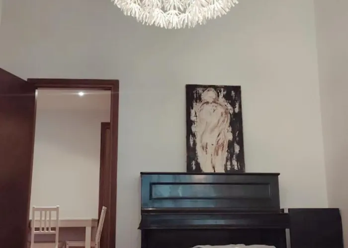 3 Minutes On Foot From Duomo! Big Apartament With 3 Bedrooms And Balcony