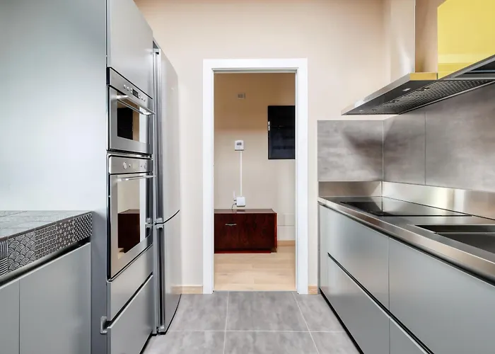 Joivy Elegant With Parking And Balcony Μιλάνο