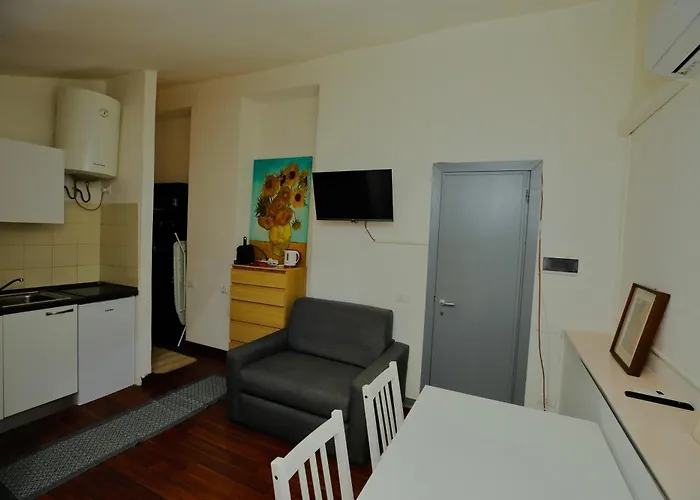 Appartement Hosting Dreams Attics - Duomo Milaan