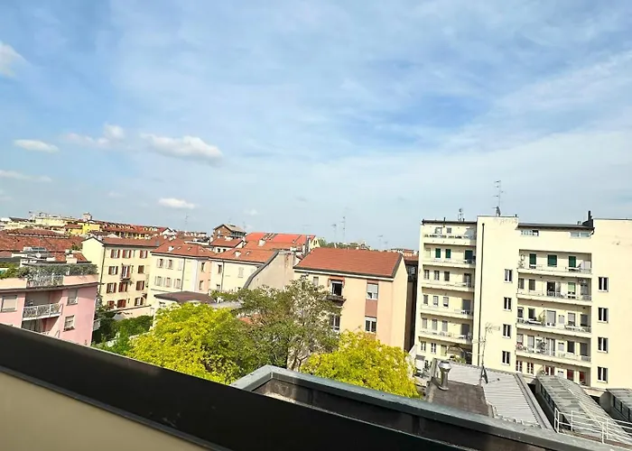 Apartament Con 2 Da Letto Navigli + Parcheggio Per 2 Auto *