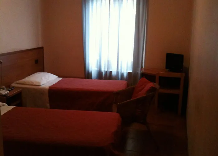 ホテル ヌゥオヴォ *