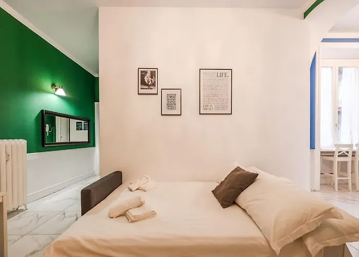 Centrale's Nest - Elegant Close To Station *