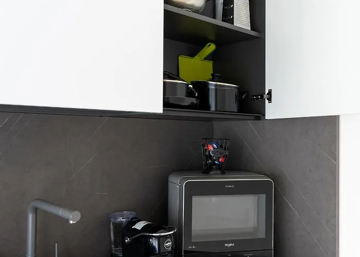 Vela Centro Con Garage Apartman