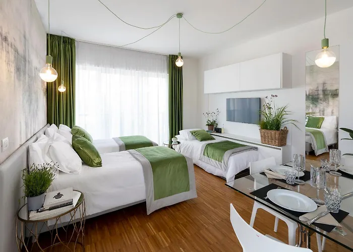 Vela Centro Con Garage * Milánó