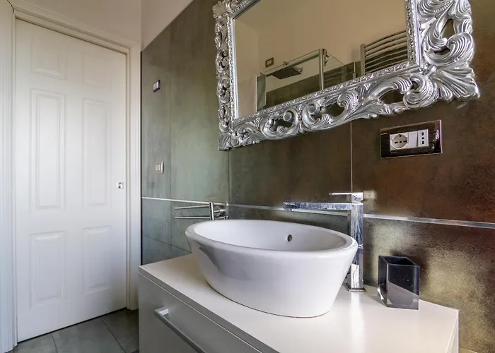 Moderno Navigli Milano:two Jacks *