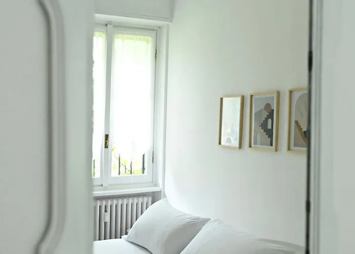 Elegante Ippodromo Appartement Milaan