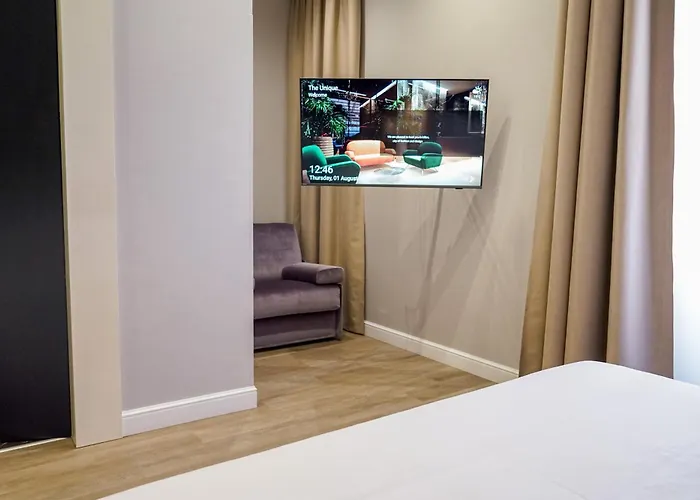 Hotel The Unique 4*